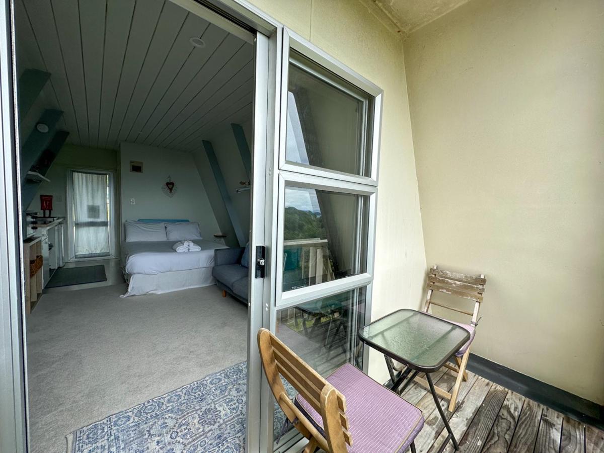 Pohutukawa Coastal Chalets Coromandel Kültér fotó